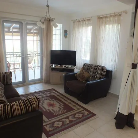 Bitur Tatilevleri Daisy Garden B Villa
