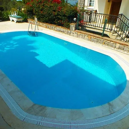 Bitur Tatilevleri Daisy Garden B Villa