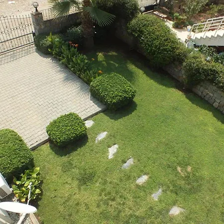 Bitur Tatilevleri Daisy Garden B